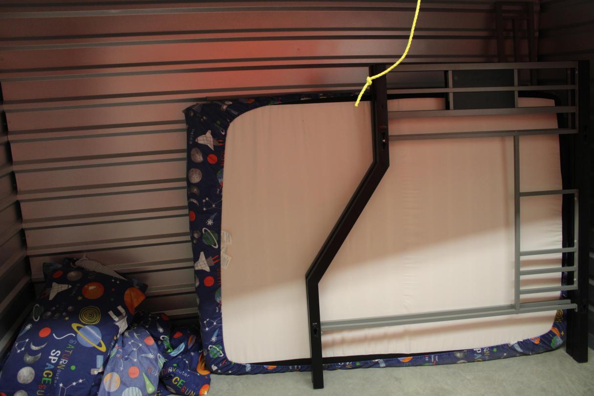 Storage Unit Auction in Niagara Falls , NY at UHaul of Niagara Falls ends on 26th April, 2022 9